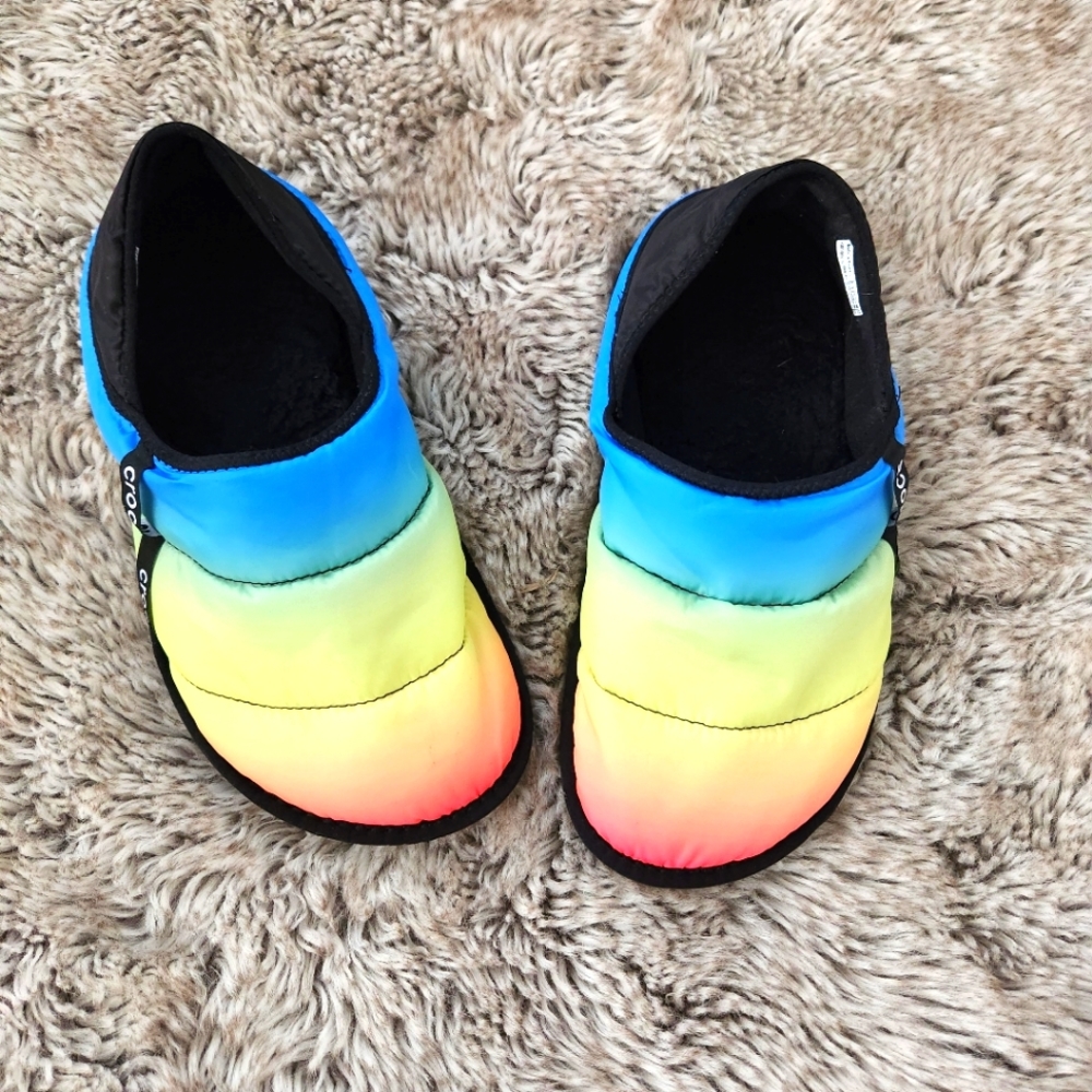 Crocs Neo Puff Lined Slippers Rainbow Ombre Style 205891 Size 7